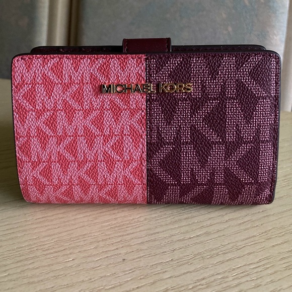 Michael Kors Handbags - Michael Kors Oxblood Multi Bifold Wallet